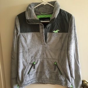 Hollister grey fluffy sherpa fleece pullover